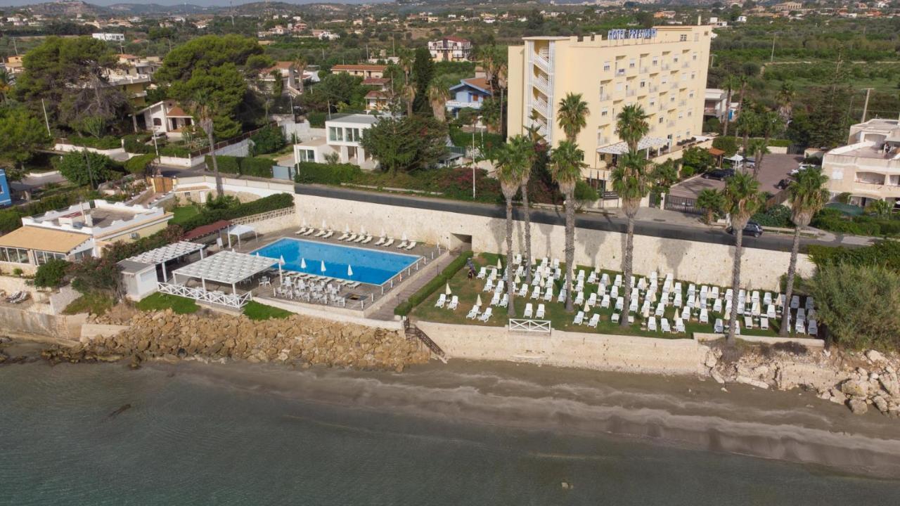 Hotel President Sea Palace Lido di Noto Exteriör bild