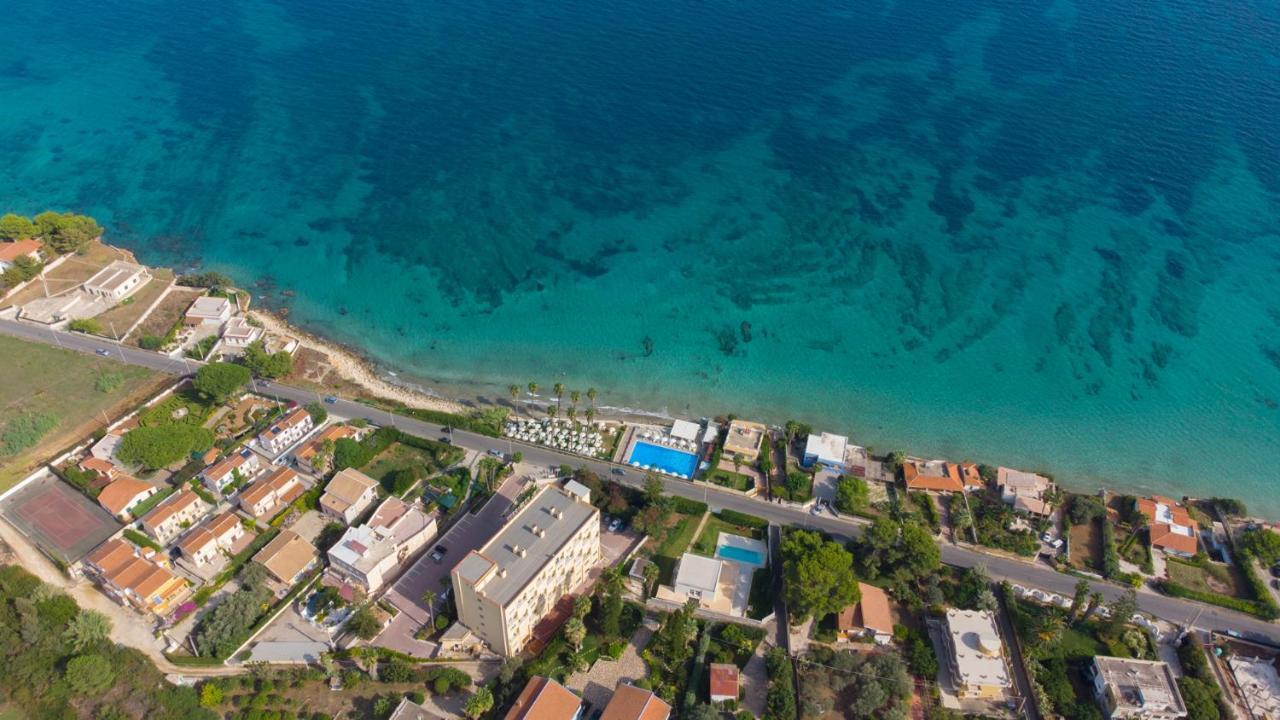 Hotel President Sea Palace Lido di Noto Exteriör bild